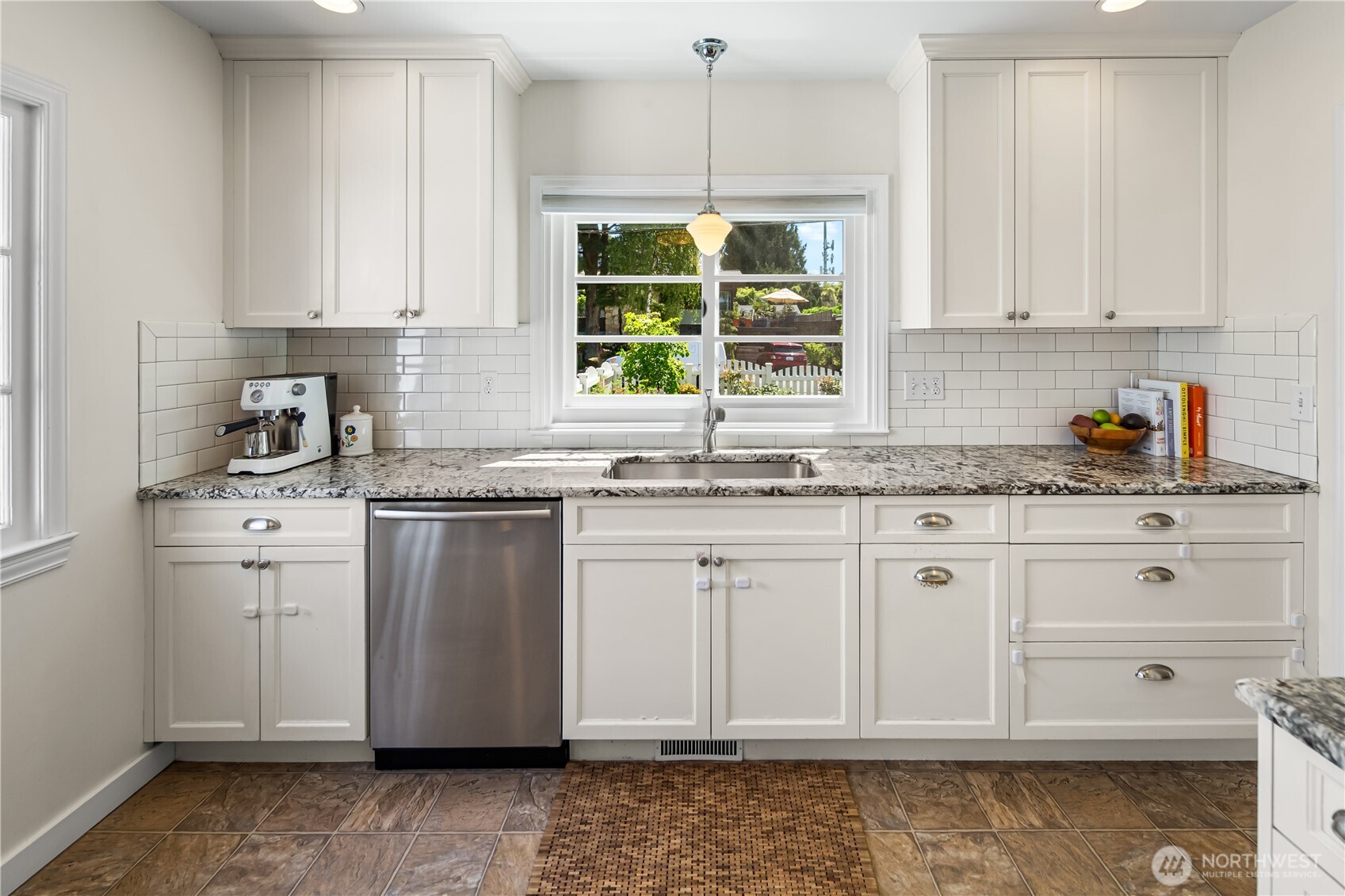 3806 W Bertona Street Seattle WA 98199