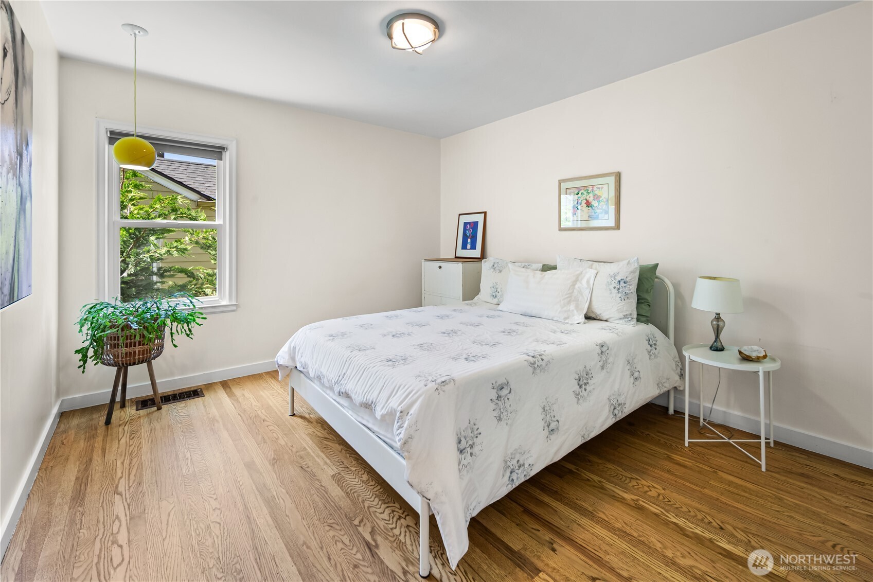 3806 W Bertona Street Seattle WA 98199