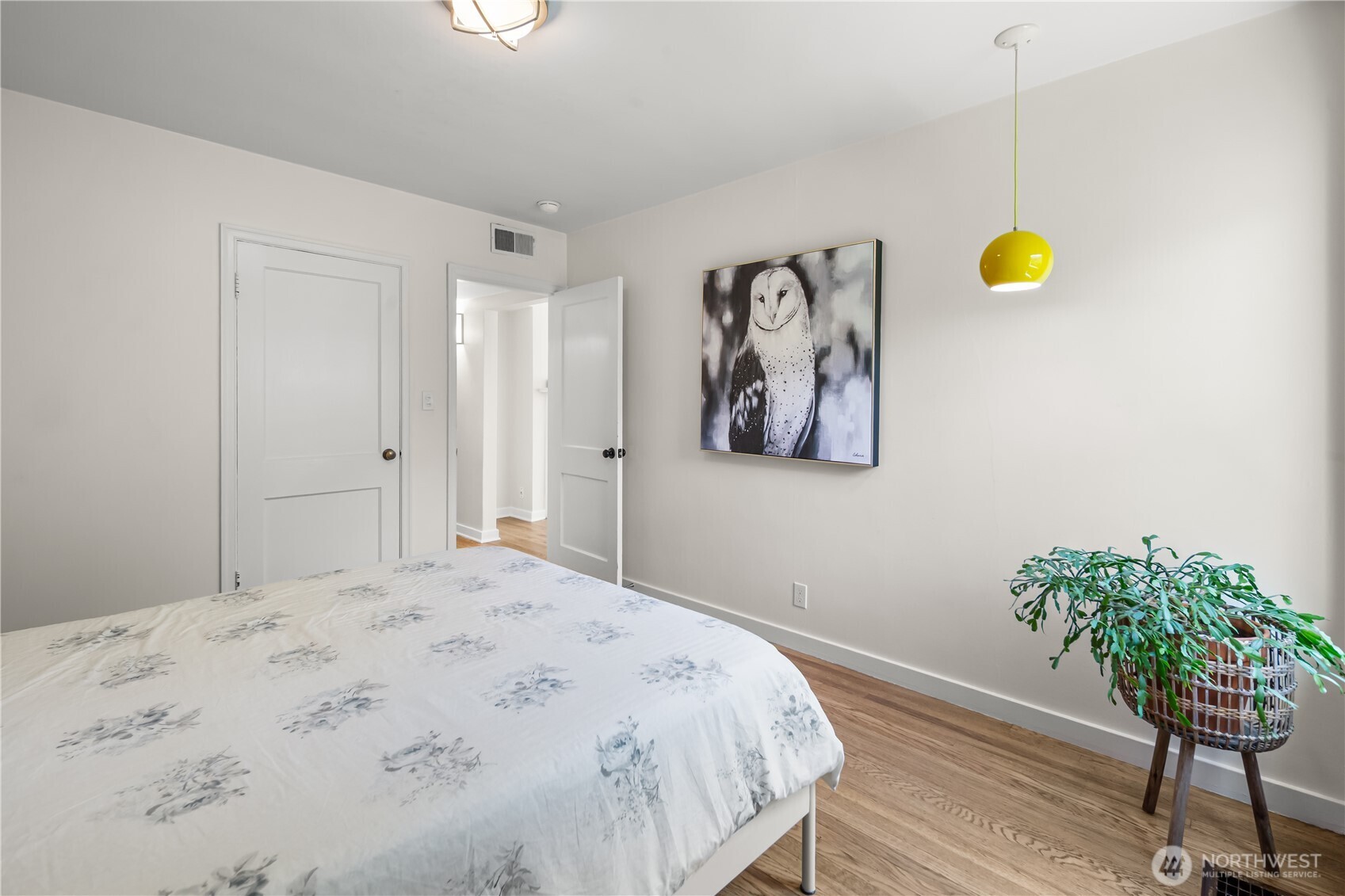 3806 W Bertona Street Seattle WA 98199