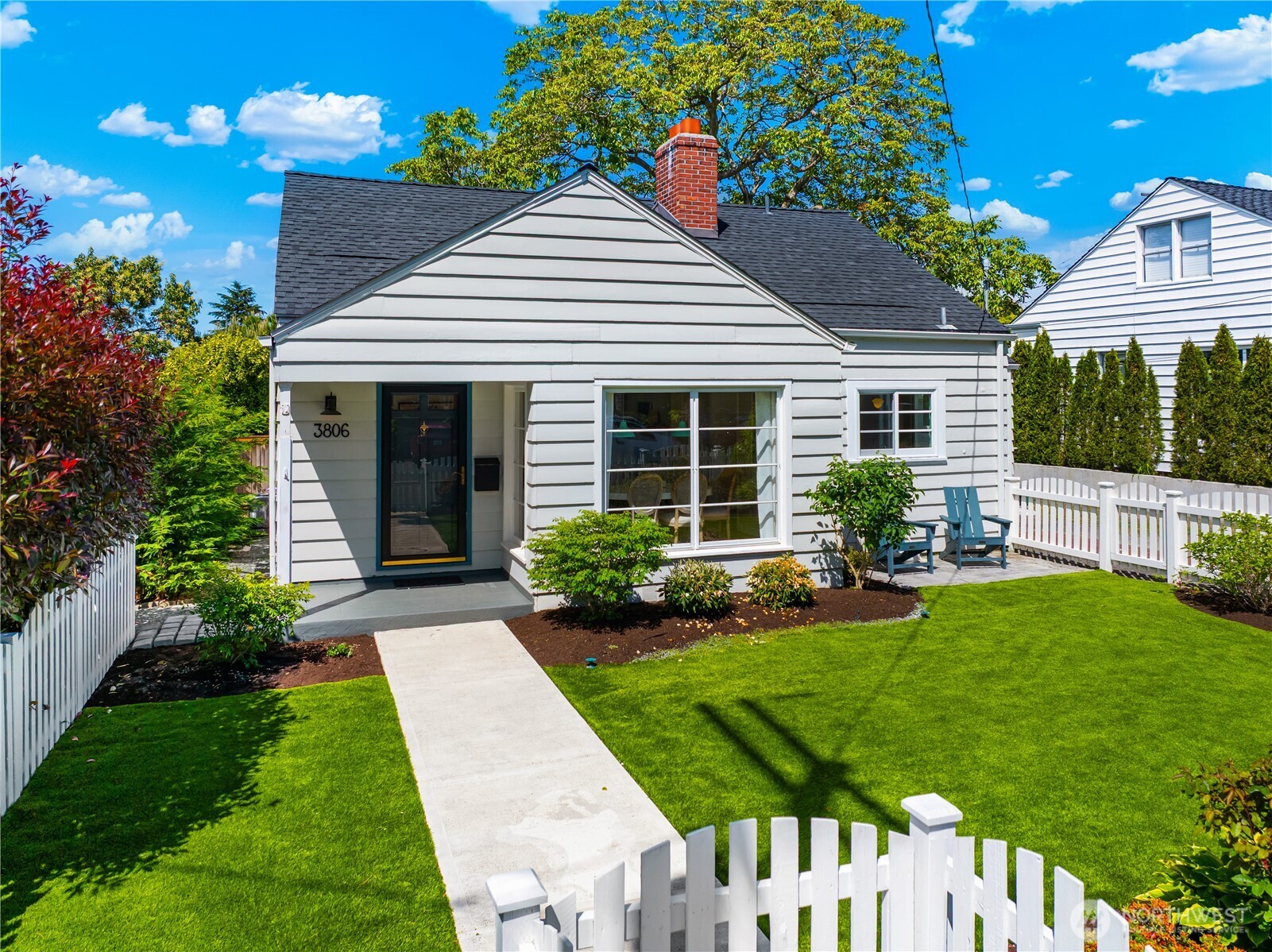 3806 W Bertona Street Seattle WA 98199