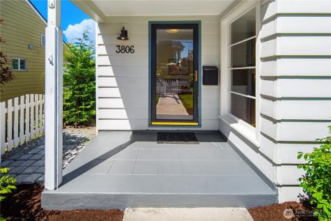 3806 W Bertona Street Seattle WA 98199