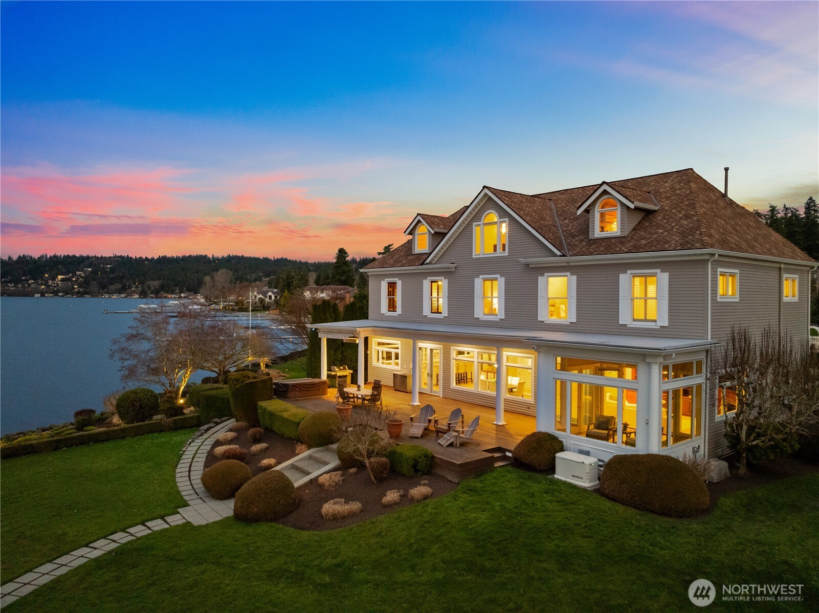 649 E Lake Sammamish Parkway SE Sammamish WA 98074