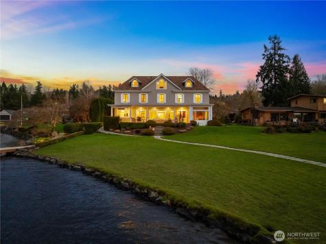 649 E Lake Sammamish Parkway SE Sammamish WA 98074