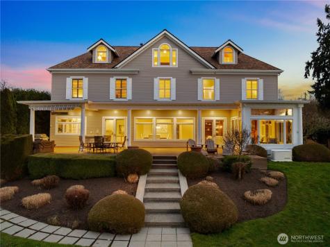649 E Lake Sammamish Parkway SE Sammamish WA 98074