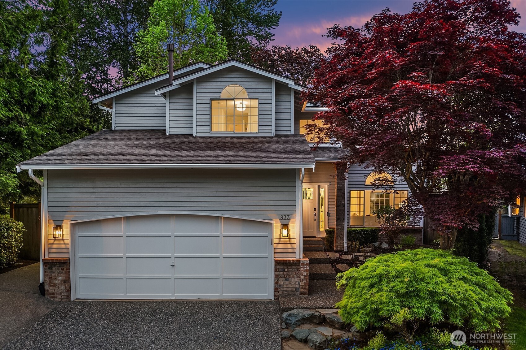 933 6th Place S Kirkland WA 98033