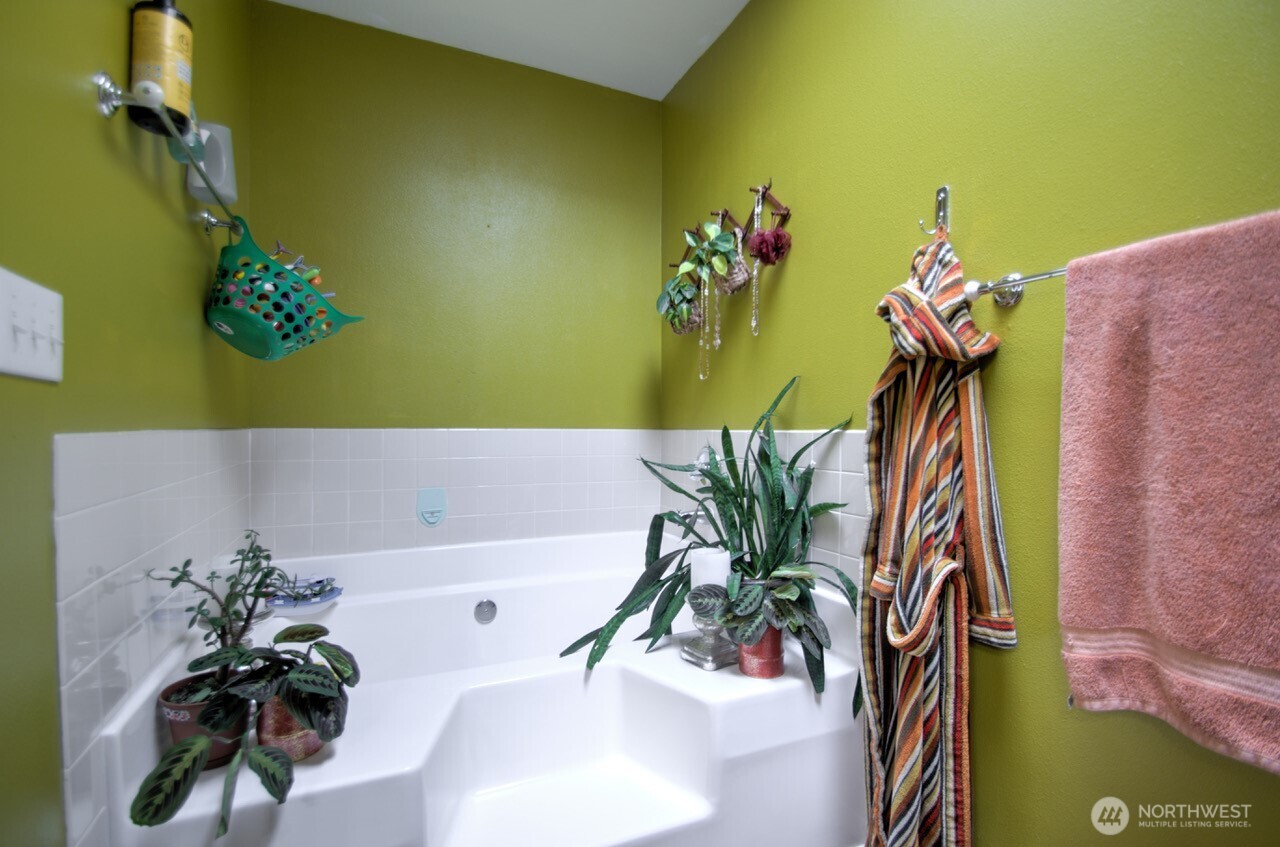 4136 Ingleside Loop SE Lacey WA 98503