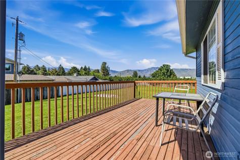 2038 Autumn Drive East Wenatchee WA 98802