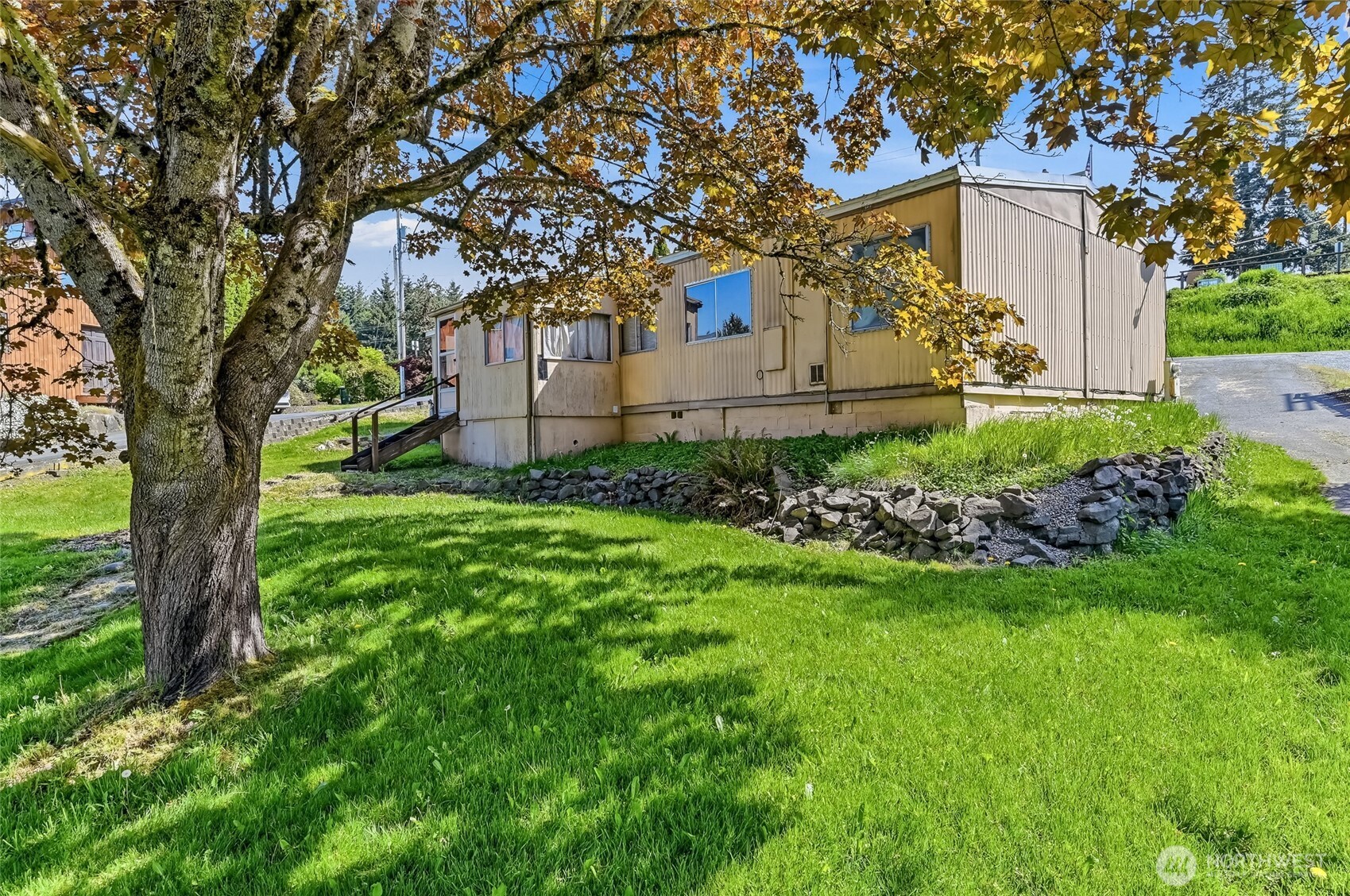 32711 Commission Avenue Black Diamond WA 98010