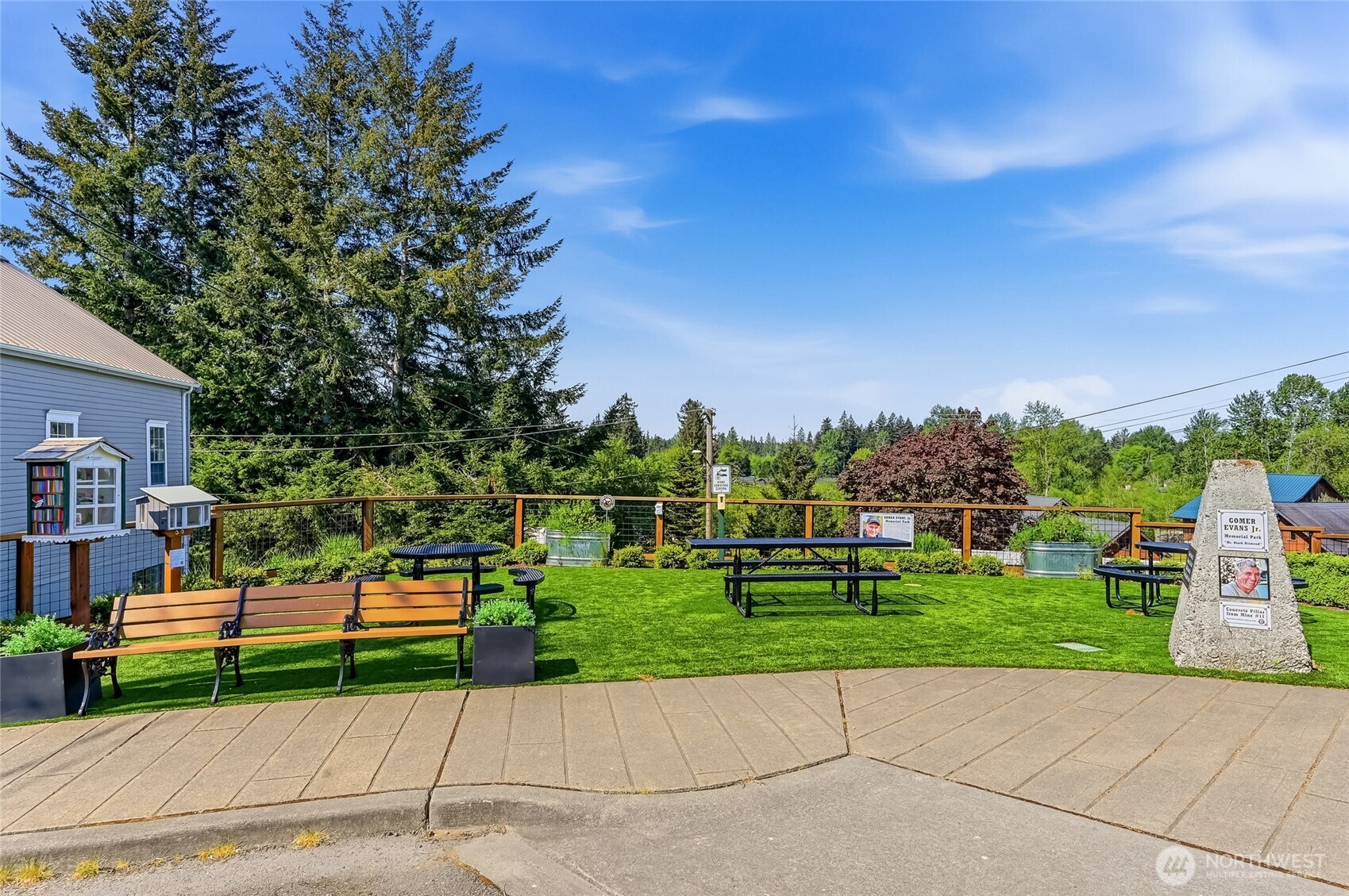 32711 Commission Avenue Black Diamond WA 98010