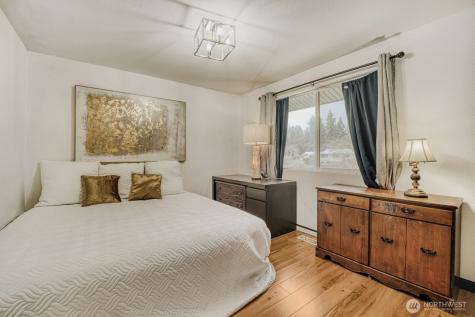 1901 Comet Court Milton WA 98354