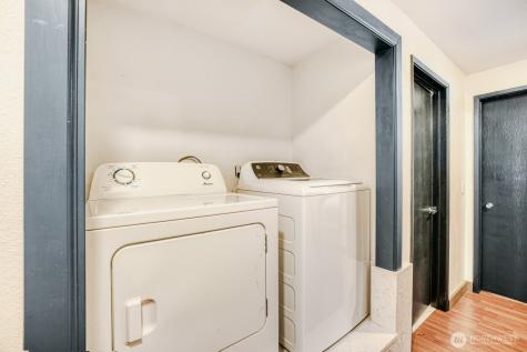 1901 Comet Court Milton WA 98354
