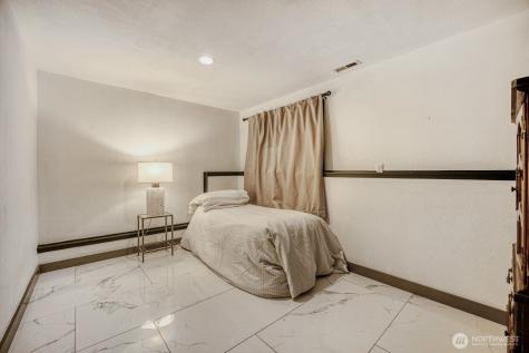 1901 Comet Court Milton WA 98354