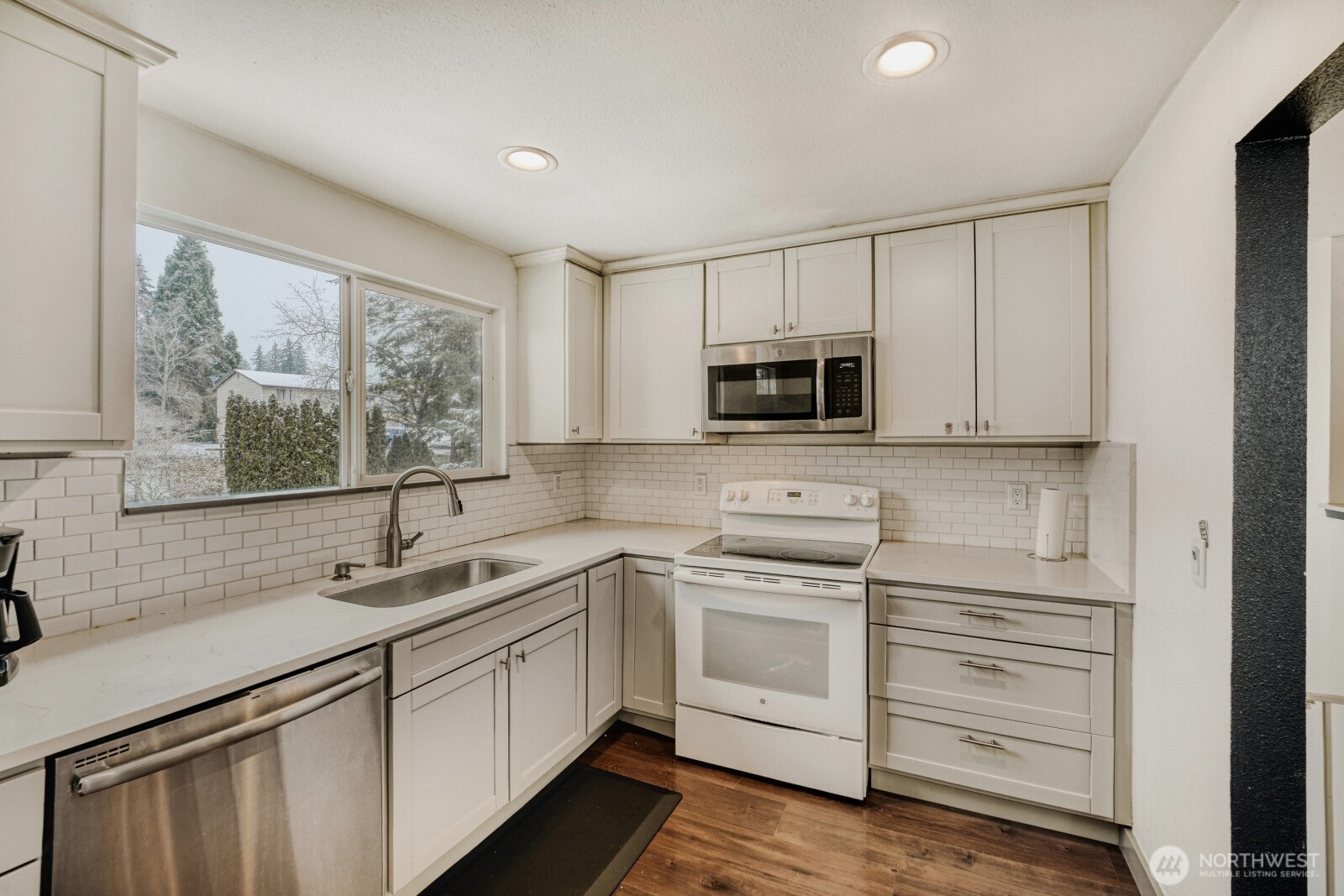 1901 Comet Court Milton WA 98354