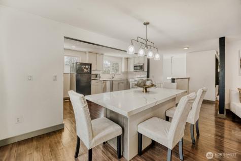 1901 Comet Court Milton WA 98354