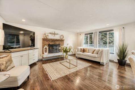 1901 Comet Court Milton WA 98354