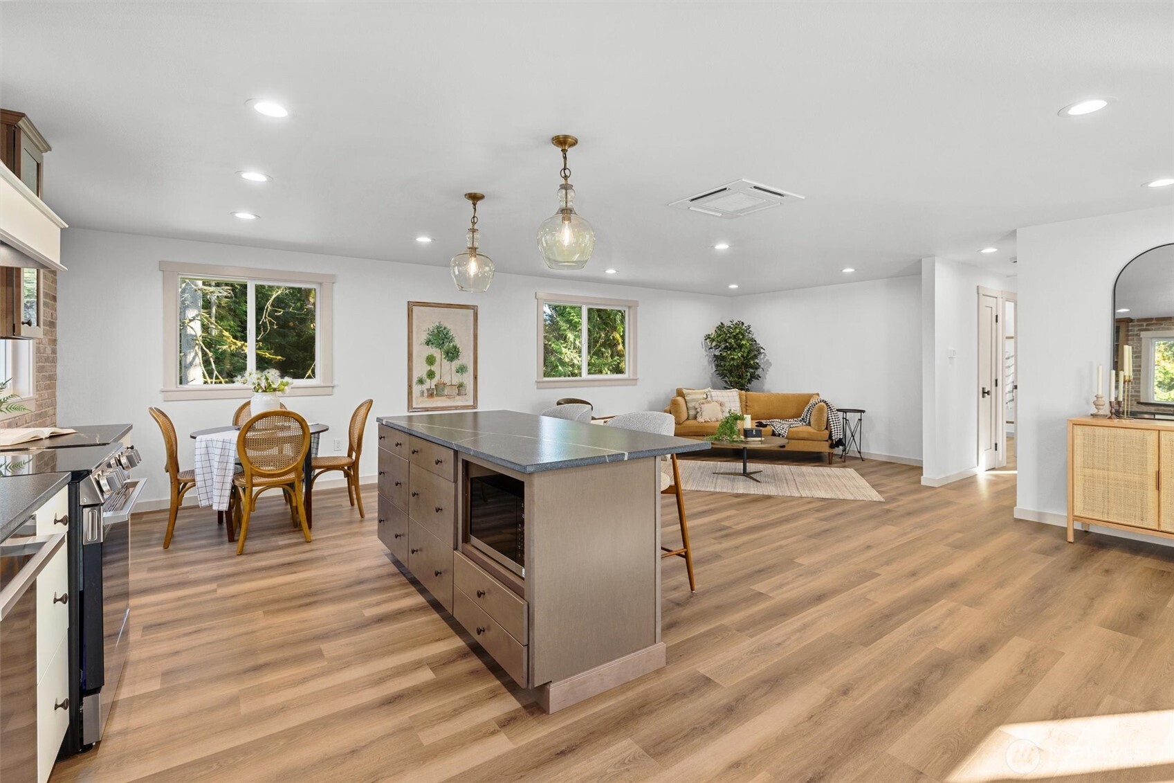 9813 Moran Road Arlington WA 98223