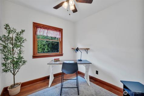 5829 S 2nd Avenue Everett WA 98208