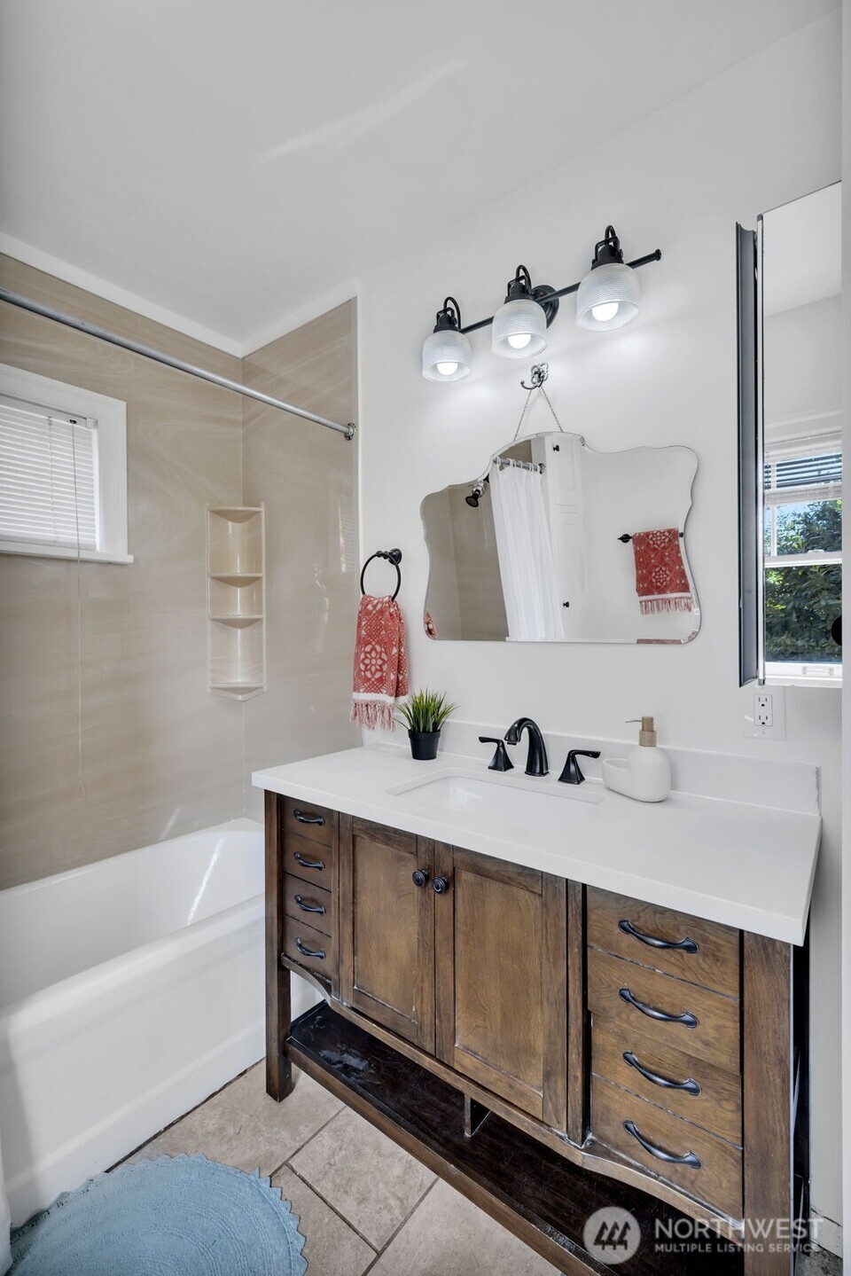 5829 S 2nd Avenue Everett WA 98208