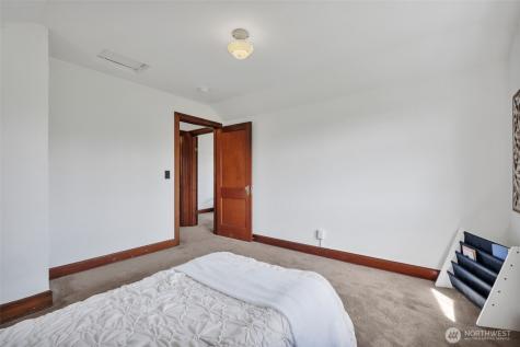 5829 S 2nd Avenue Everett WA 98208