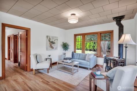 5829 S 2nd Avenue Everett WA 98208