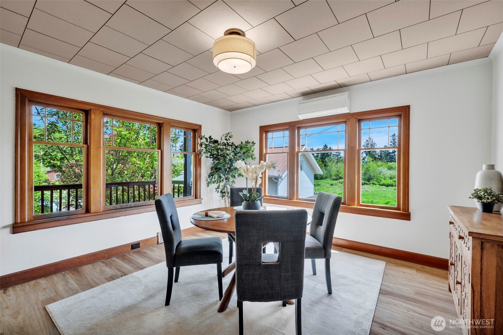 5829 S 2nd Avenue Everett WA 98208