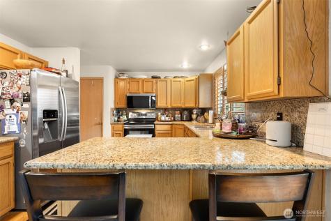 836 SW 345th Street Federal Way WA 98023