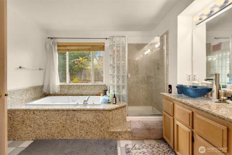 836 SW 345th Street Federal Way WA 98023