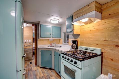 78 Goldrush Road Deming WA 98244