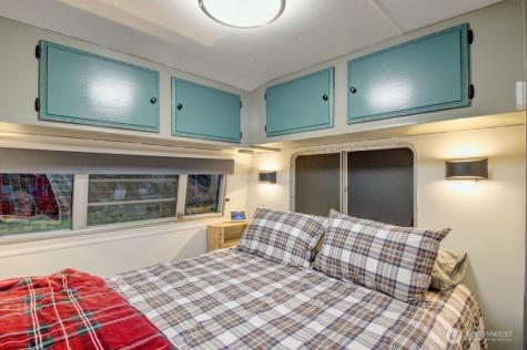 78 Goldrush Road Deming WA 98244
