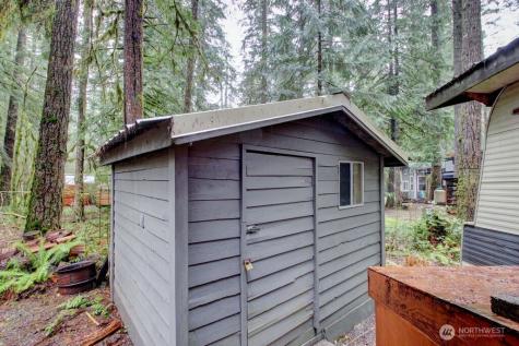 78 Goldrush Road Deming WA 98244
