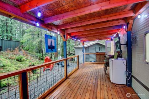 78 Goldrush Road Deming WA 98244
