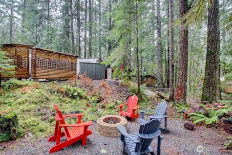 78 Goldrush Road Deming WA 98244