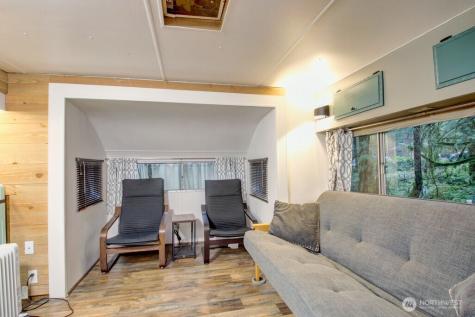 78 Goldrush Road Deming WA 98244