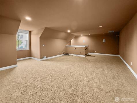 6712 94th Street E Puyallup WA 98371