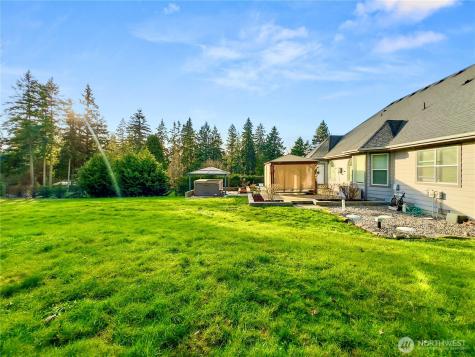 6712 94th Street E Puyallup WA 98371