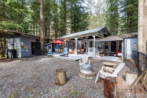 1075 Birch Lane Sumas WA 98295