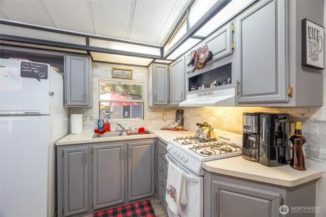 1075 Birch Lane Sumas WA 98295