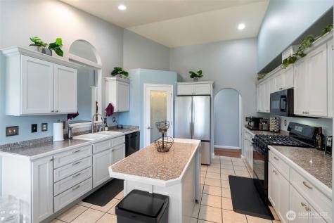 1613 Winterwood Drive Centralia WA 98531
