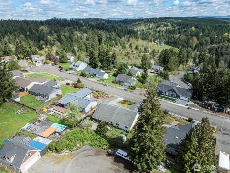 1613 Winterwood Drive Centralia WA 98531