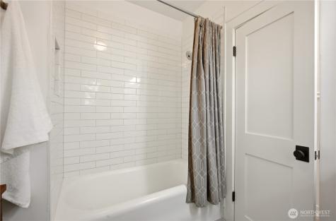 2208 NE 75th Street Seattle WA 98115