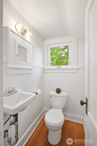 2208 NE 75th Street Seattle WA 98115