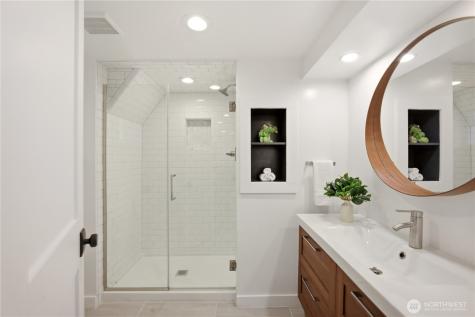 2208 NE 75th Street Seattle WA 98115
