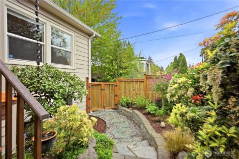 2208 NE 75th Street Seattle WA 98115
