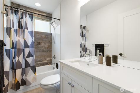 2441 NW 61st Street Seattle WA 98107