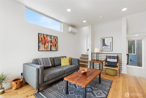2441 NW 61st Street Seattle WA 98107