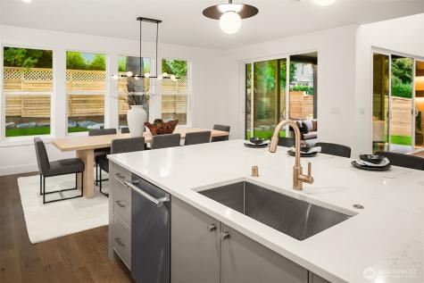 2643 106th Avenue NE Bellevue WA 98004