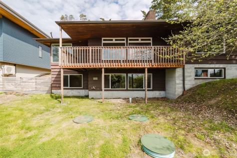 1145 NW Darling Road Bremerton WA 98311