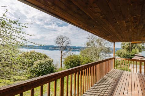 1145 NW Darling Road Bremerton WA 98311