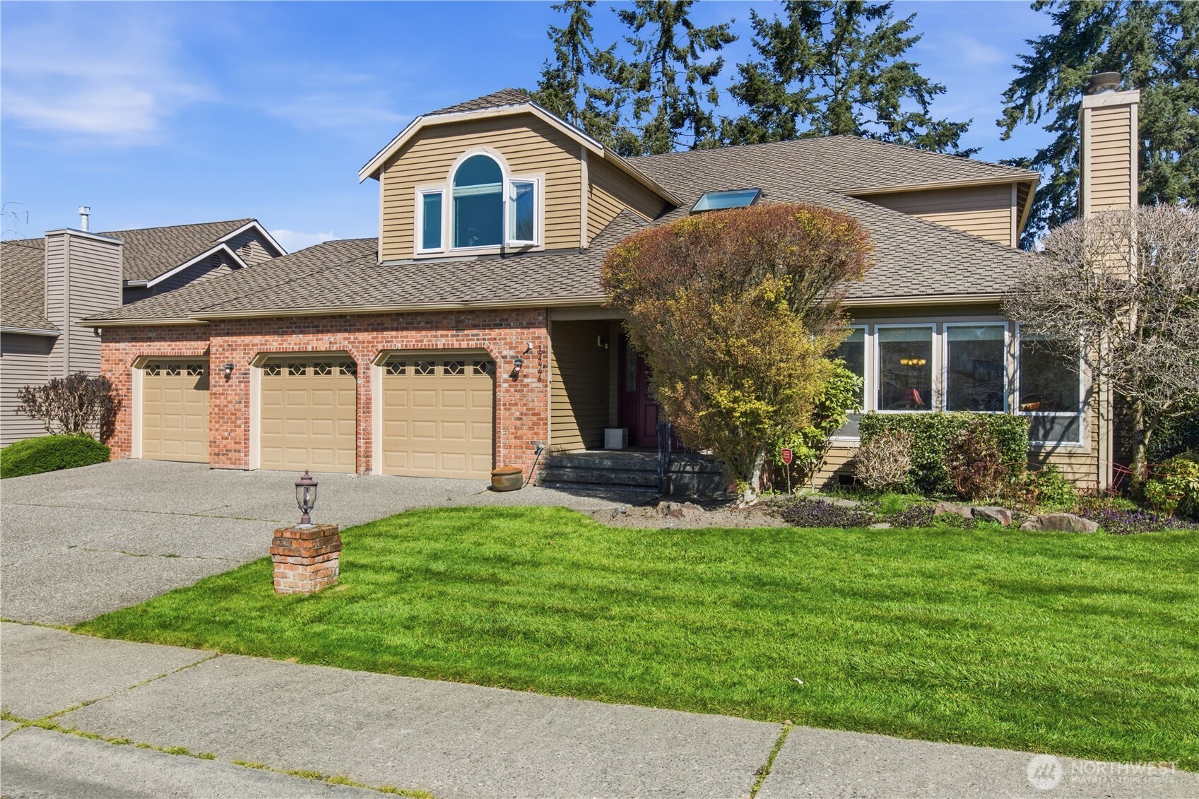 12446 NE 162nd Street Woodinville WA 98072