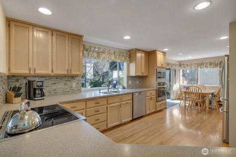 12446 NE 162nd Street Woodinville WA 98072